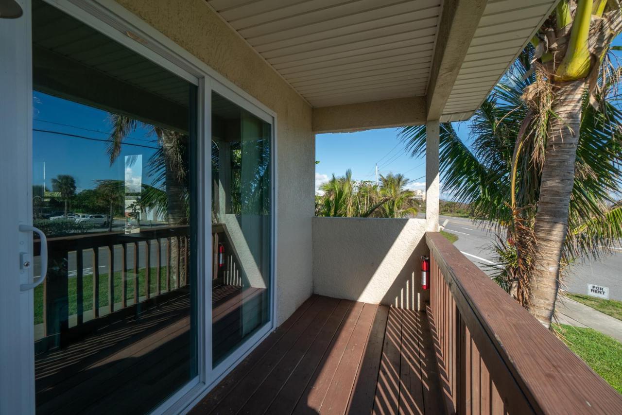 Beachside Serenity Escape - Private 3Br And 2Ba, Dog Friendly Duplex Oasis, Steps To Shore! Мелбърн Екстериор снимка