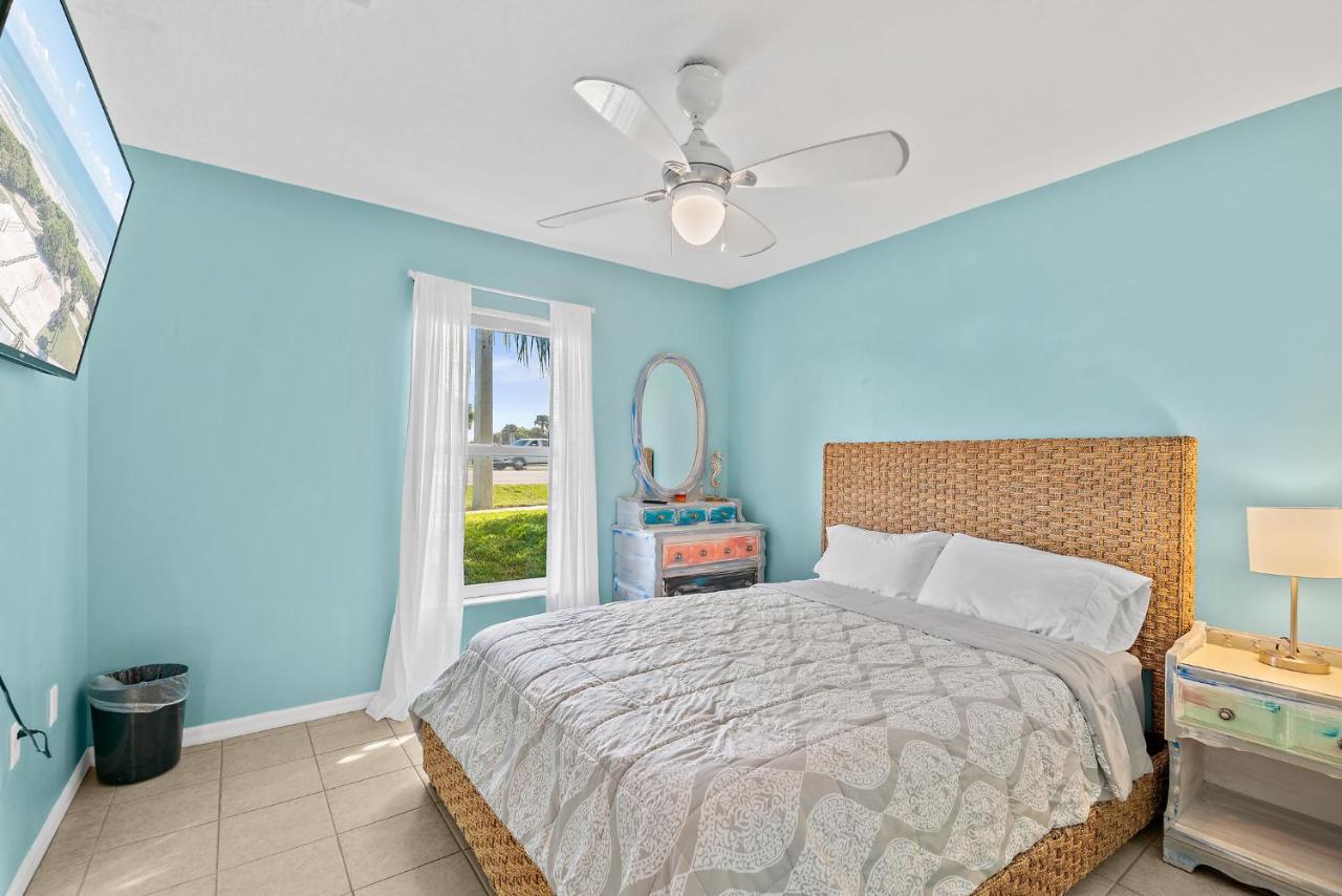 Beachside Serenity Escape - Private 3Br And 2Ba, Dog Friendly Duplex Oasis, Steps To Shore! Мелбърн Екстериор снимка